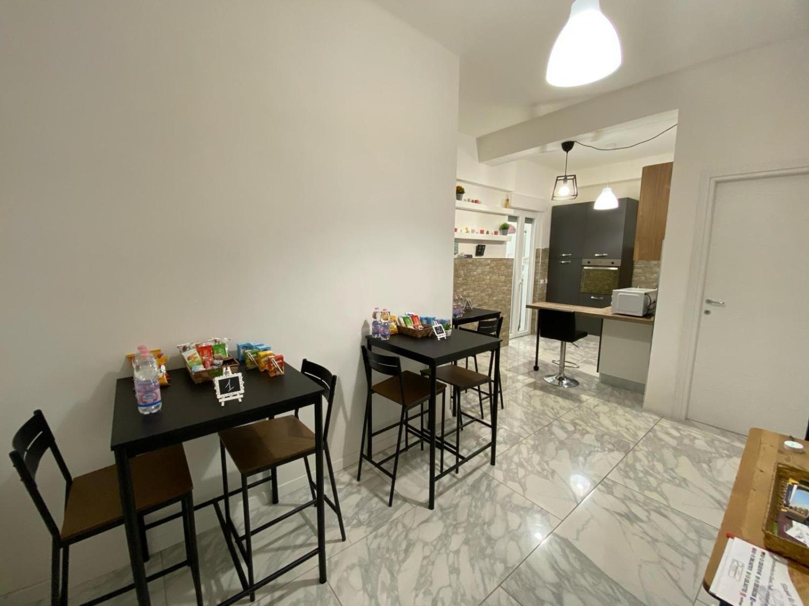 Ennio Rooms Bari Luaran gambar