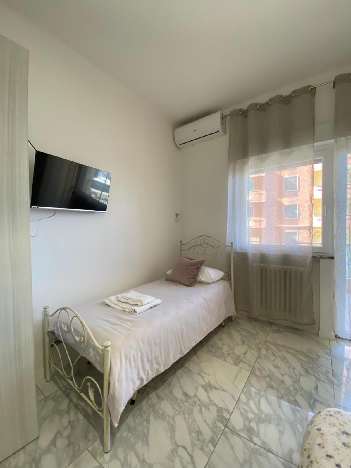 Ennio Rooms Bari Luaran gambar