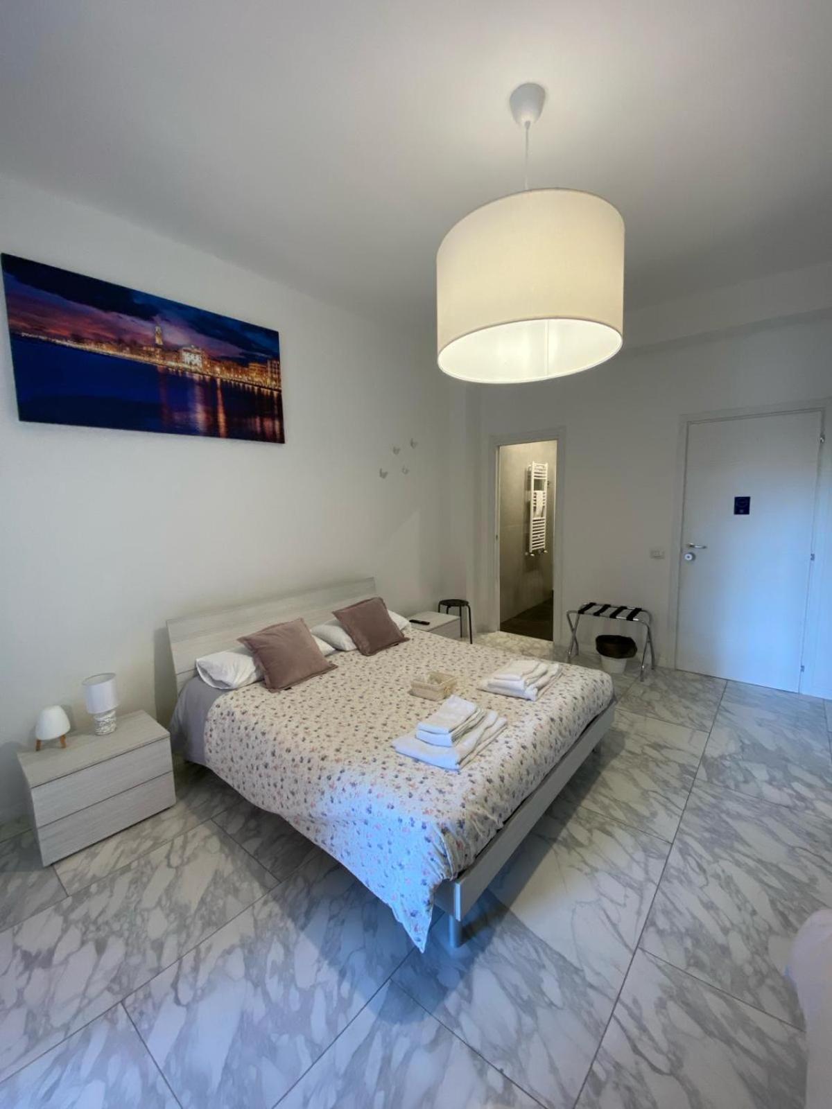 Ennio Rooms Bari Luaran gambar