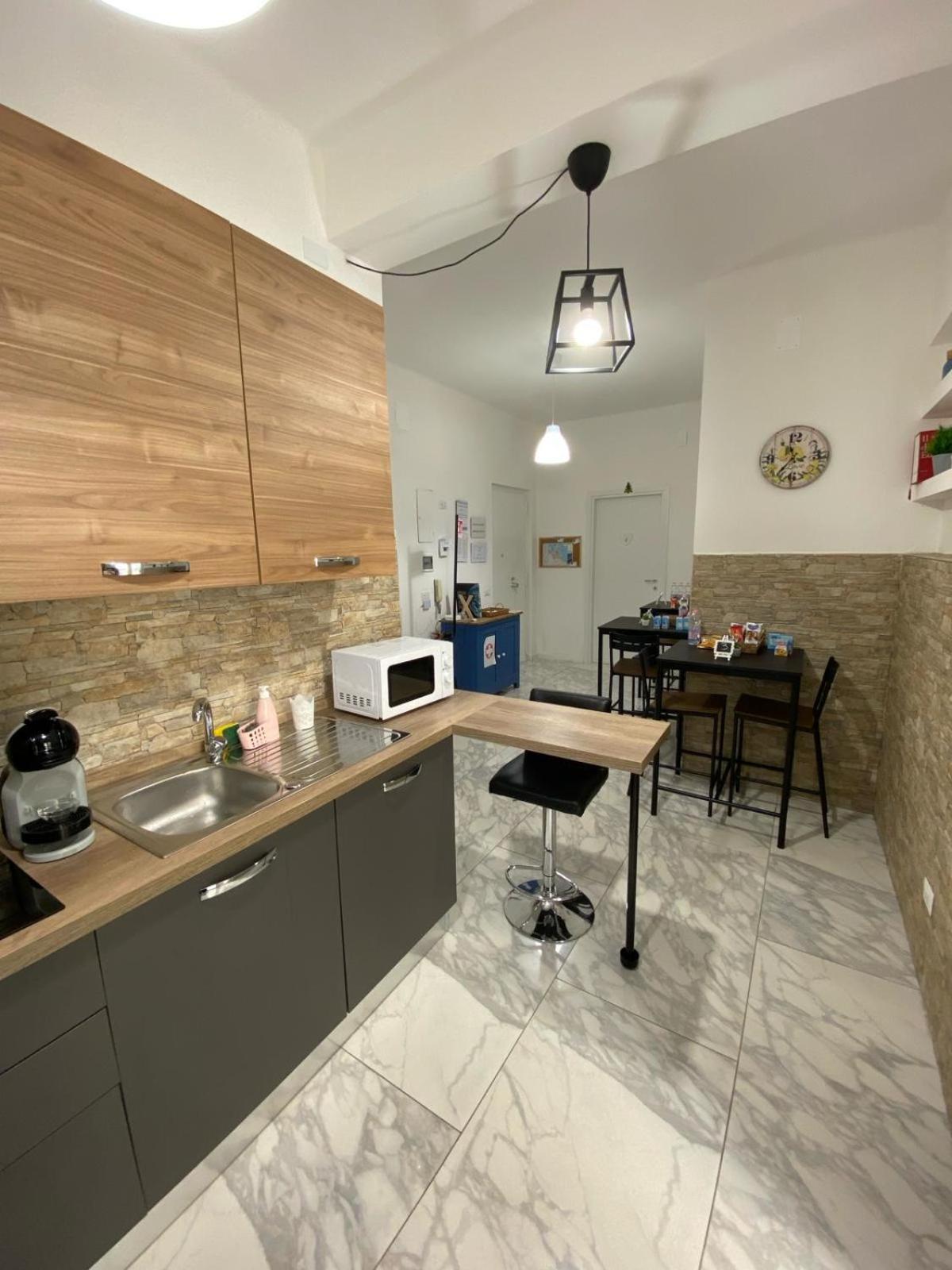 Ennio Rooms Bari Luaran gambar