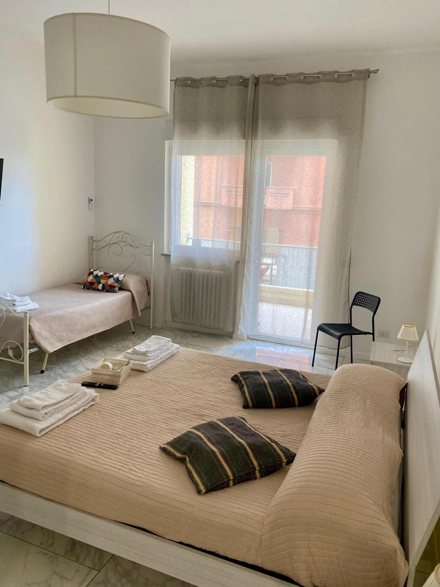 Ennio Rooms Bari Luaran gambar